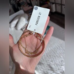 5/$10 Forever 21 Womens Gold Bangle & Chain Bracelet Set BNWT